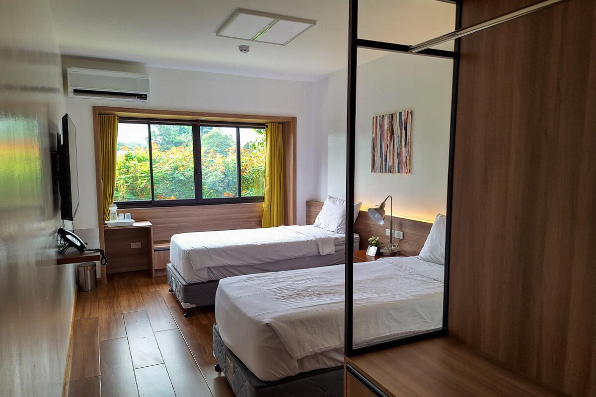 Deluxe Suite